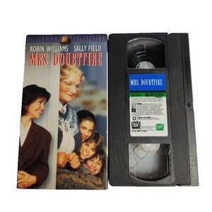 Mrs. Doubtfire VHS Movie 1994 Robin Williams Comedy PG 13